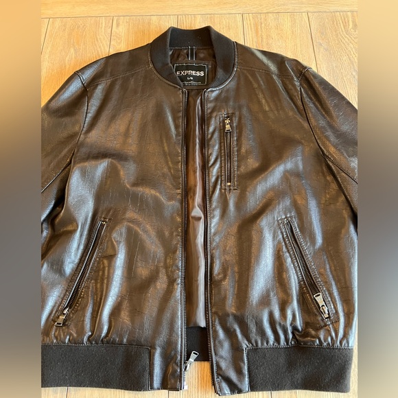 Express for Men Leather Bomber Jacket - Picture 3 of 6